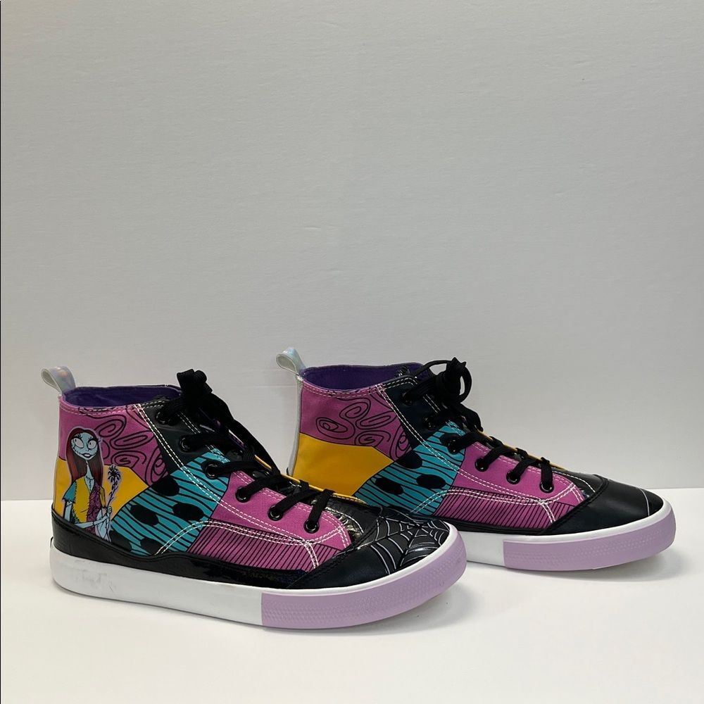 Women's Disney Nightmare Before Christmas High Top Lace Up sneaker SZ 11